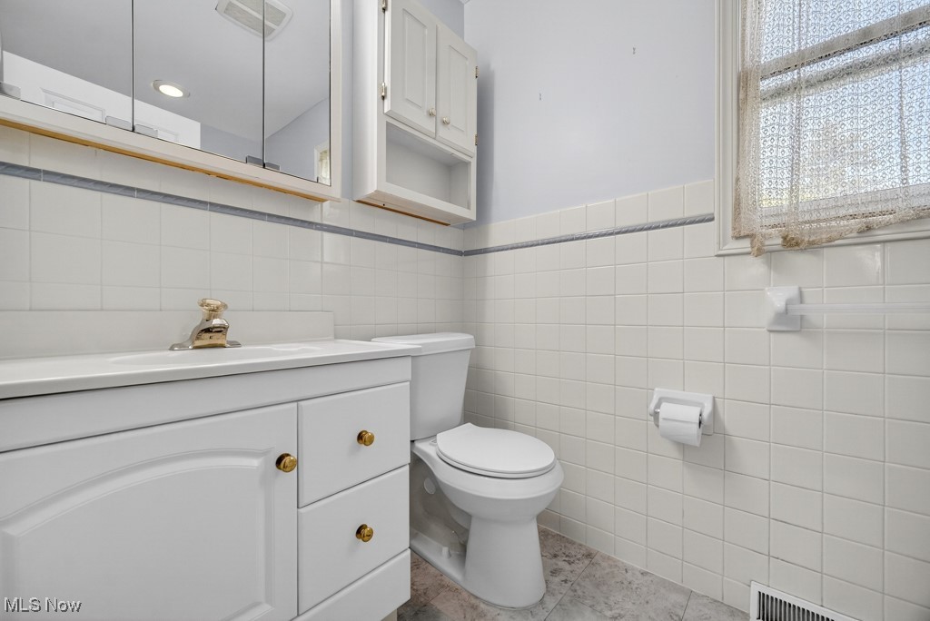 28828 Eddy Road Willoughby Hills OH 44092