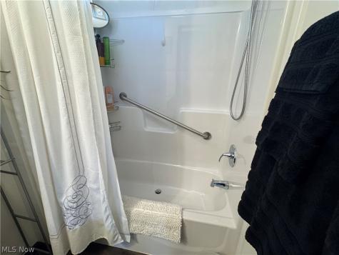 8879 Falcon Drive Streetsboro OH 44241