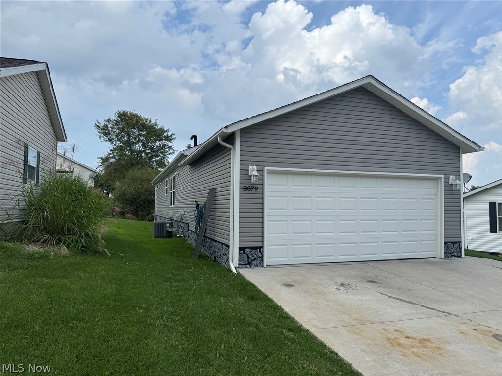 8879 Falcon Drive Streetsboro OH 44241