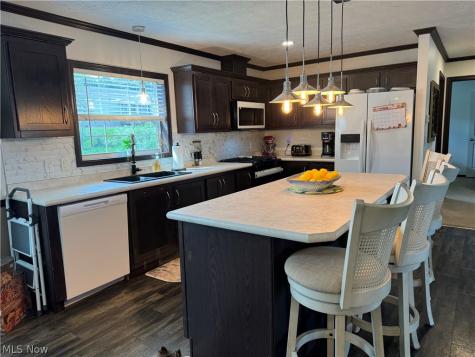8879 Falcon Drive Streetsboro OH 44241