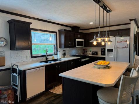 8879 Falcon Drive Streetsboro OH 44241