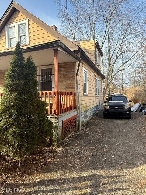 3840 E 142nd Street Cleveland OH 44128