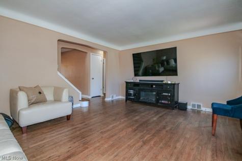 26200 Parklane Drive Euclid OH 44132