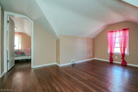 26200 Parklane Drive Euclid OH 44132