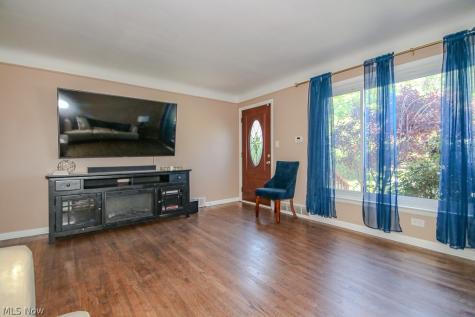 26200 Parklane Drive Euclid OH 44132