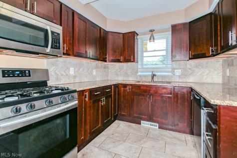 26200 Parklane Drive Euclid OH 44132
