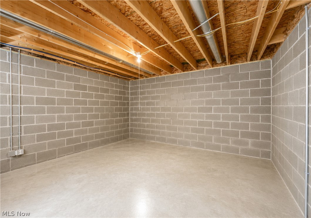 6981 Emerald Cove Avenue NW Canal Fulton OH 44614