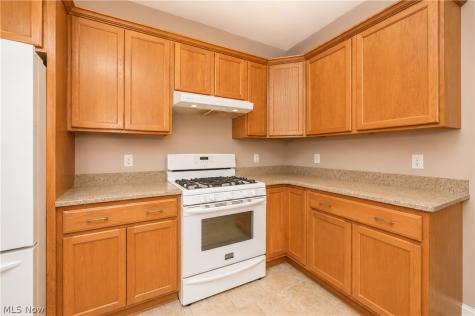 6981 Emerald Cove Avenue NW Canal Fulton OH 44614