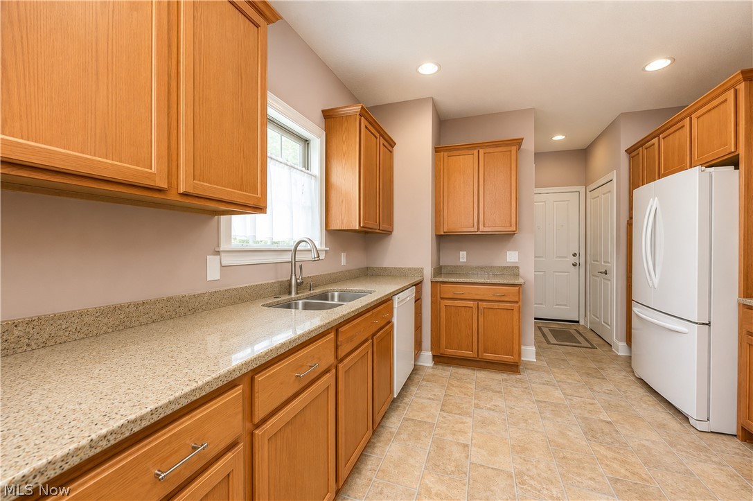 6981 Emerald Cove Avenue NW Canal Fulton OH 44614