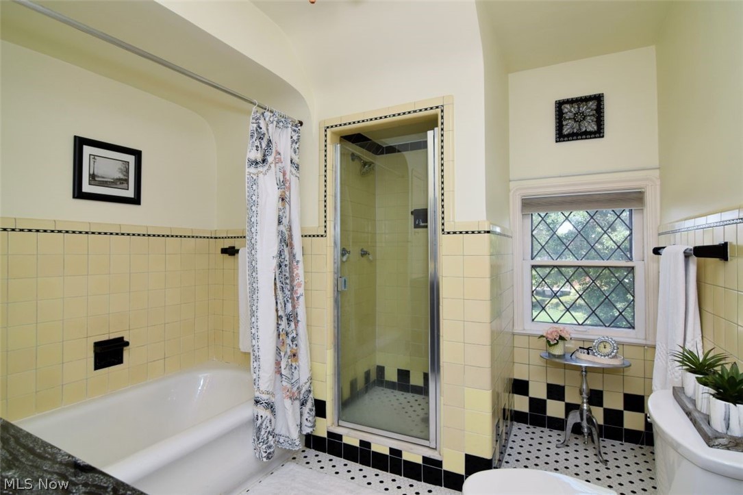 2603 Traymore Road University Heights OH 44118