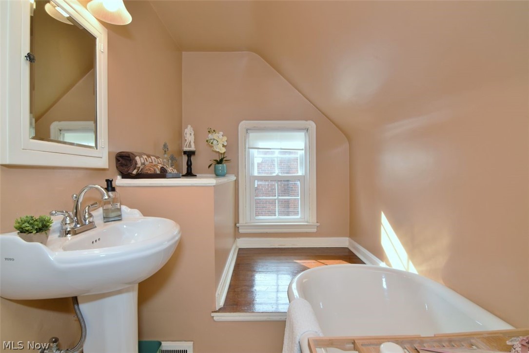 2603 Traymore Road University Heights OH 44118