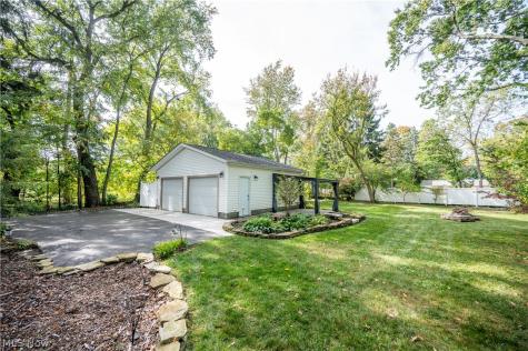 8020 Stockbridge Road Mentor OH 44060