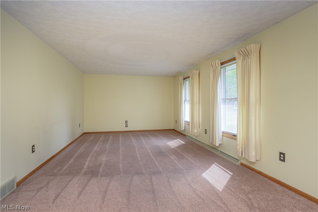 115 E 15th Street Dover OH 44622