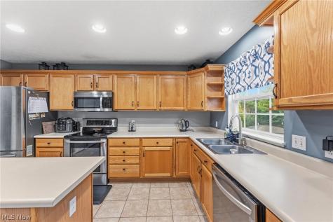 5291 Stonehurst Drive Brunswick OH 44212