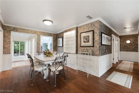662 Barrett Road Berea OH 44017