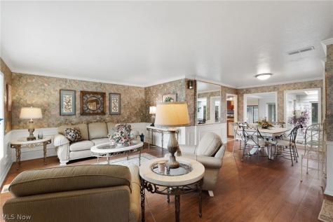 662 Barrett Road Berea OH 44017