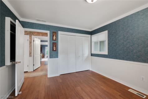 662 Barrett Road Berea OH 44017
