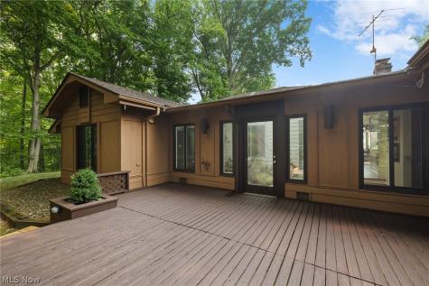 662 Barrett Road Berea OH 44017