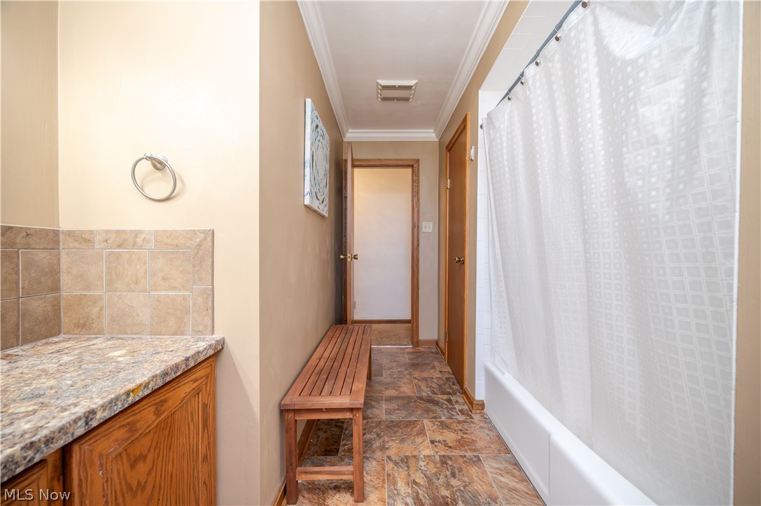 6670 James Street Poland OH 44514
