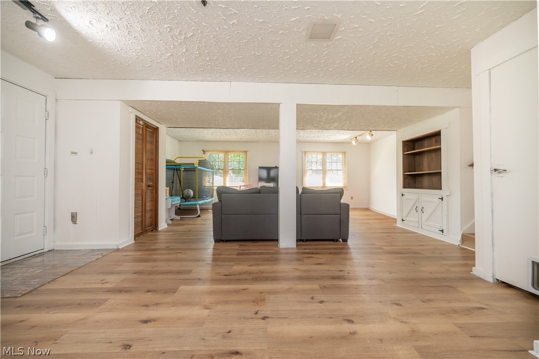 6670 James Street Poland OH 44514