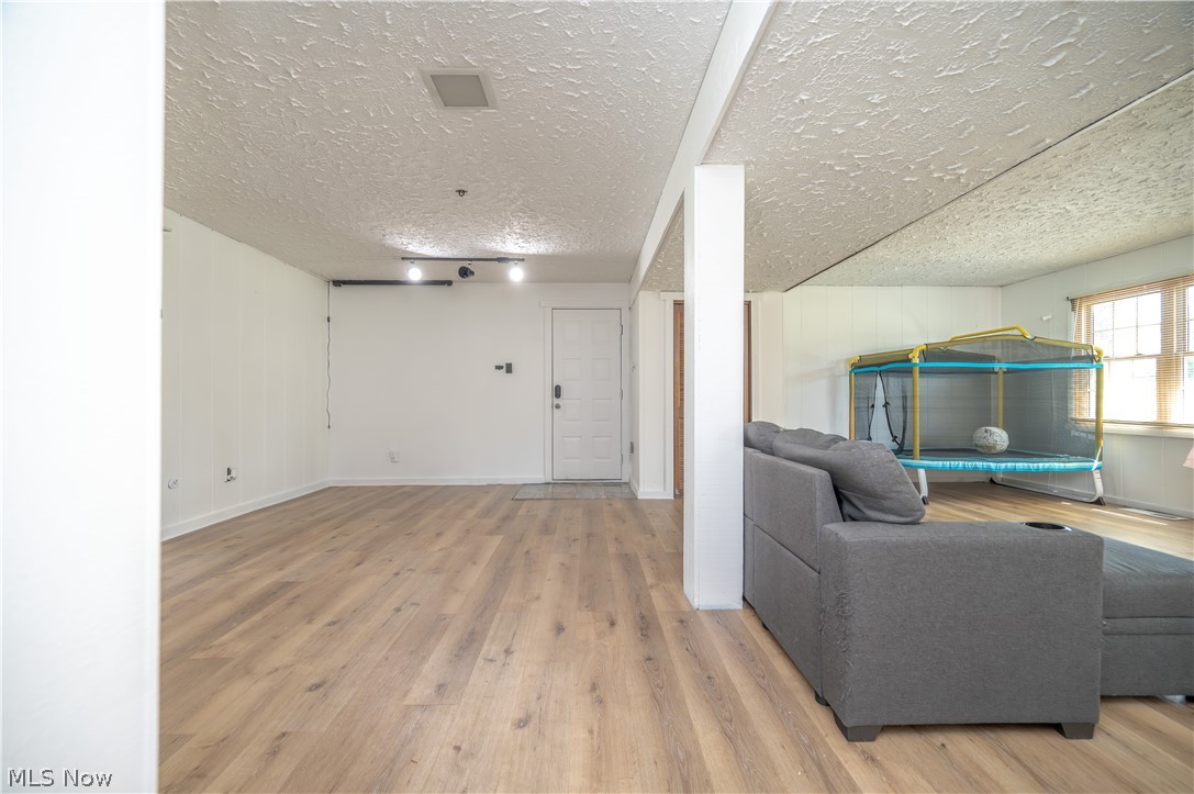 6670 James Street Poland OH 44514