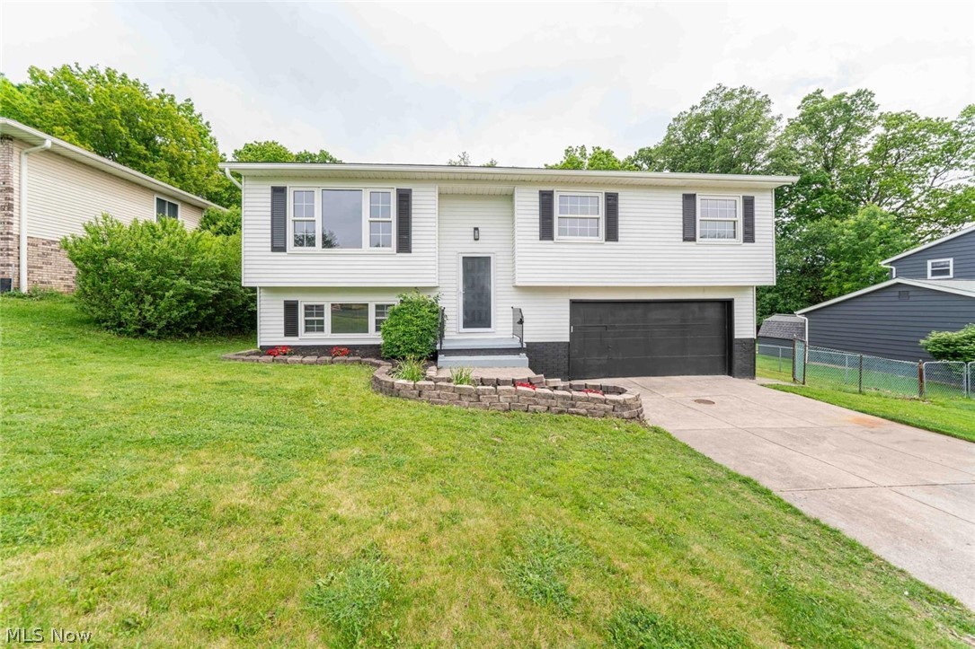9917 Vienna Drive Parma OH 44130
