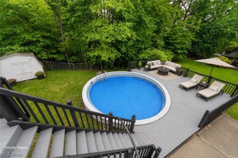 9917 Vienna Drive Parma OH 44130