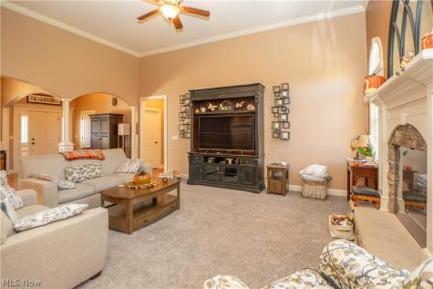 3304 Millwood Lane Uniontown OH 44685