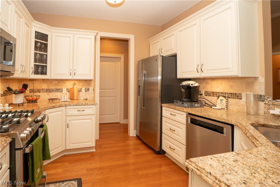 3304 Millwood Lane Uniontown OH 44685