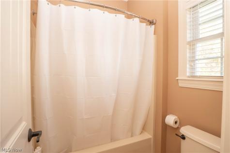 3304 Millwood Lane Uniontown OH 44685