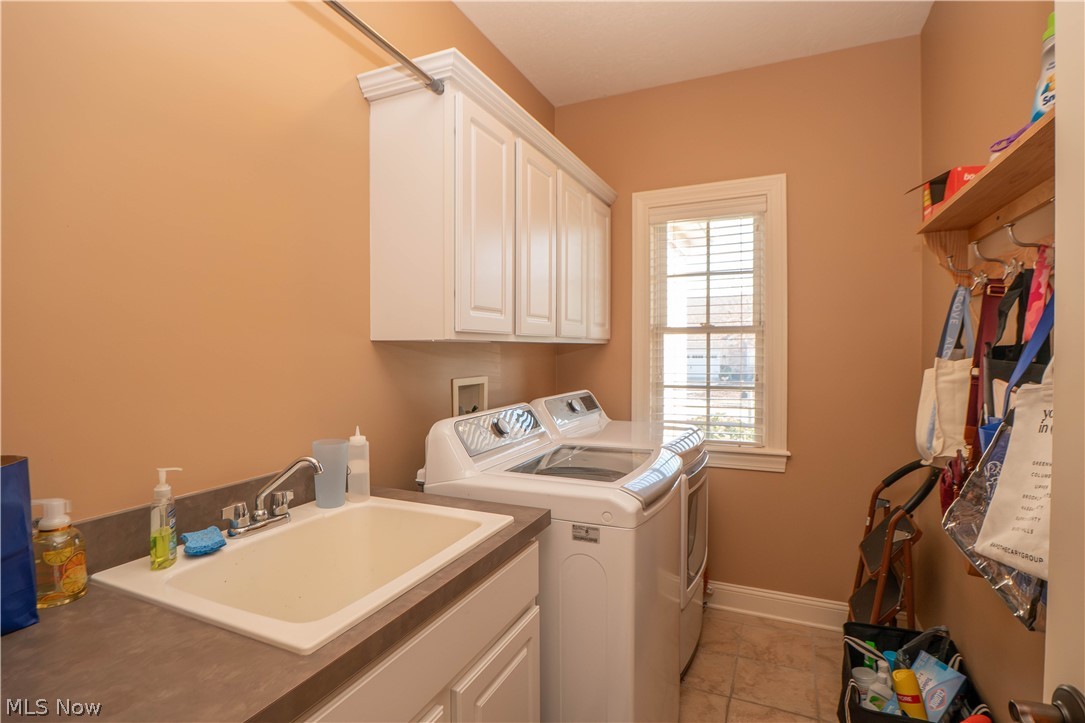 3304 Millwood Lane Uniontown OH 44685