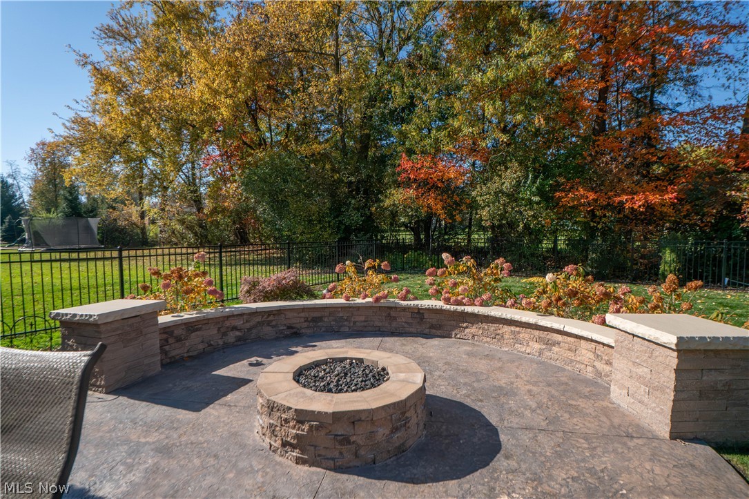 3304 Millwood Lane Uniontown OH 44685