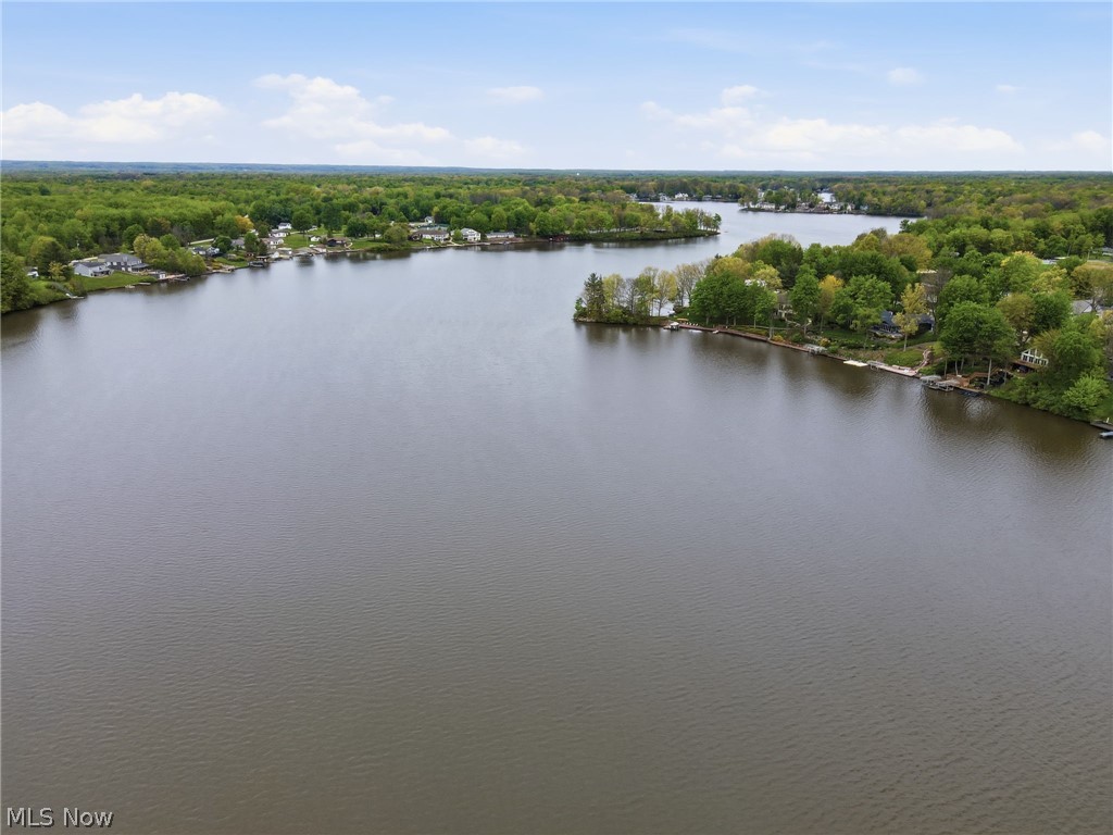 1537 Lake Crest Drive Roaming Shores OH 44084