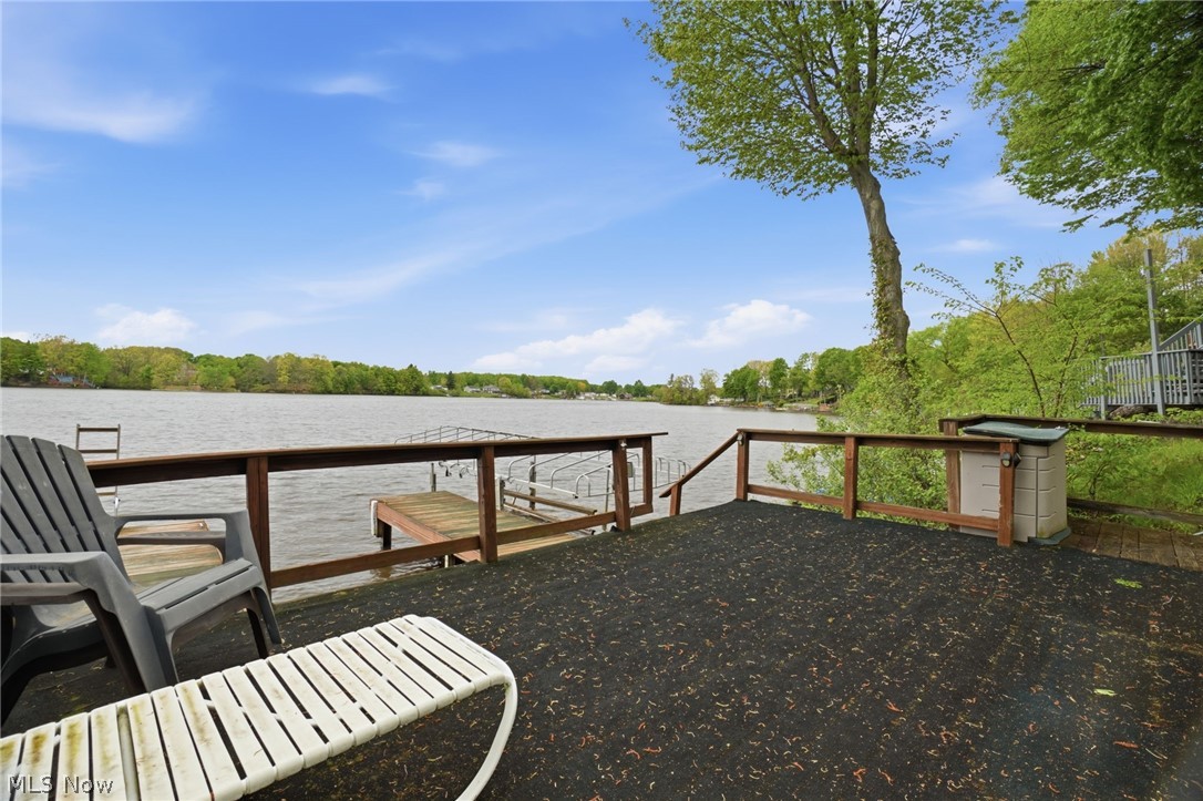 1537 Lake Crest Drive Roaming Shores OH 44084