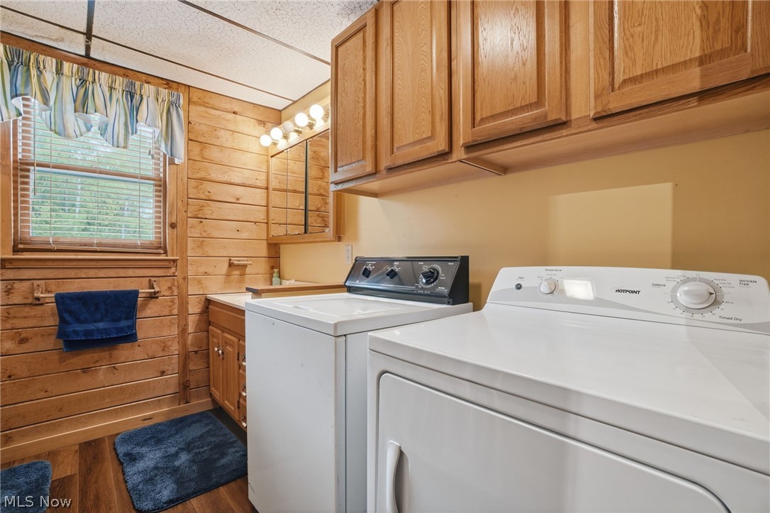 1537 Lake Crest Drive Roaming Shores OH 44084