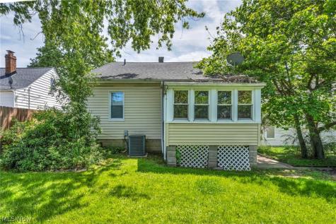20505 Franklin Road Maple Heights OH 44137
