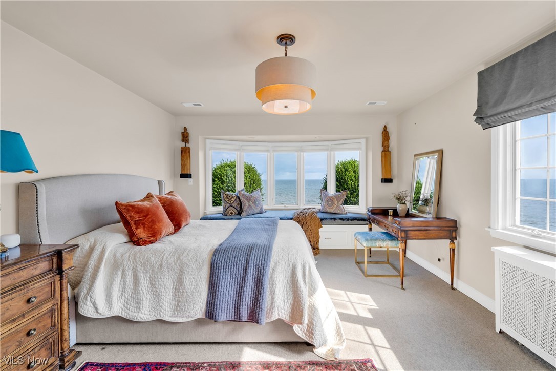 17852 Lake Road Lakewood OH 44107