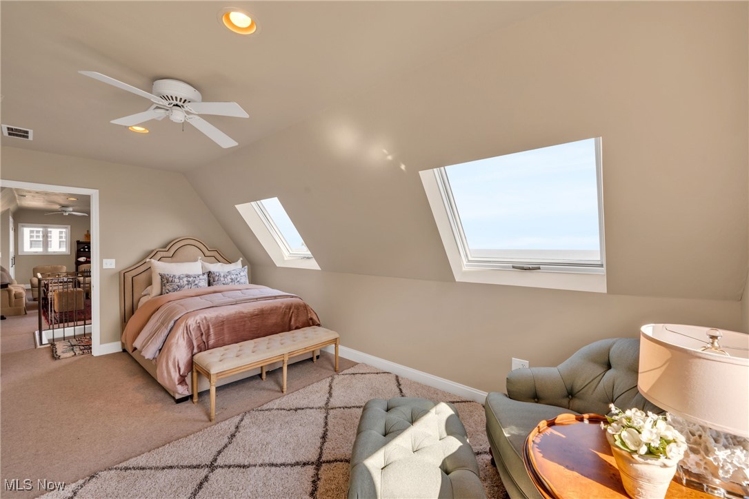 17852 Lake Road Lakewood OH 44107