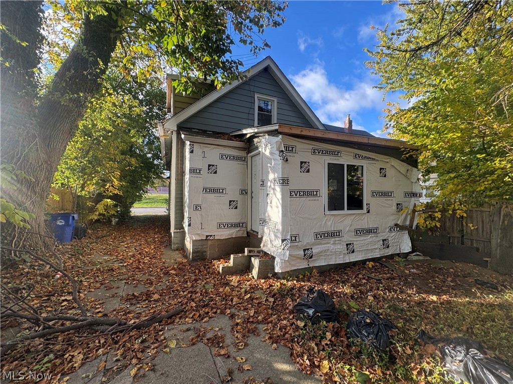 14819 Hale Avenue Cleveland OH 44110