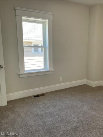 3464 E 147th Street Cleveland OH 44120