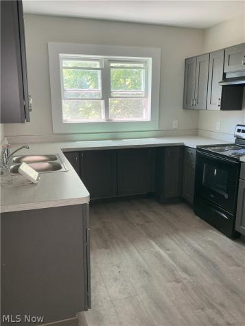3464 E 147th Street Cleveland OH 44120