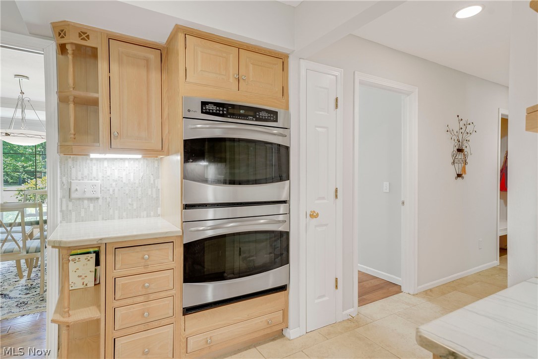 5157 Crofton Avenue Solon OH 44139