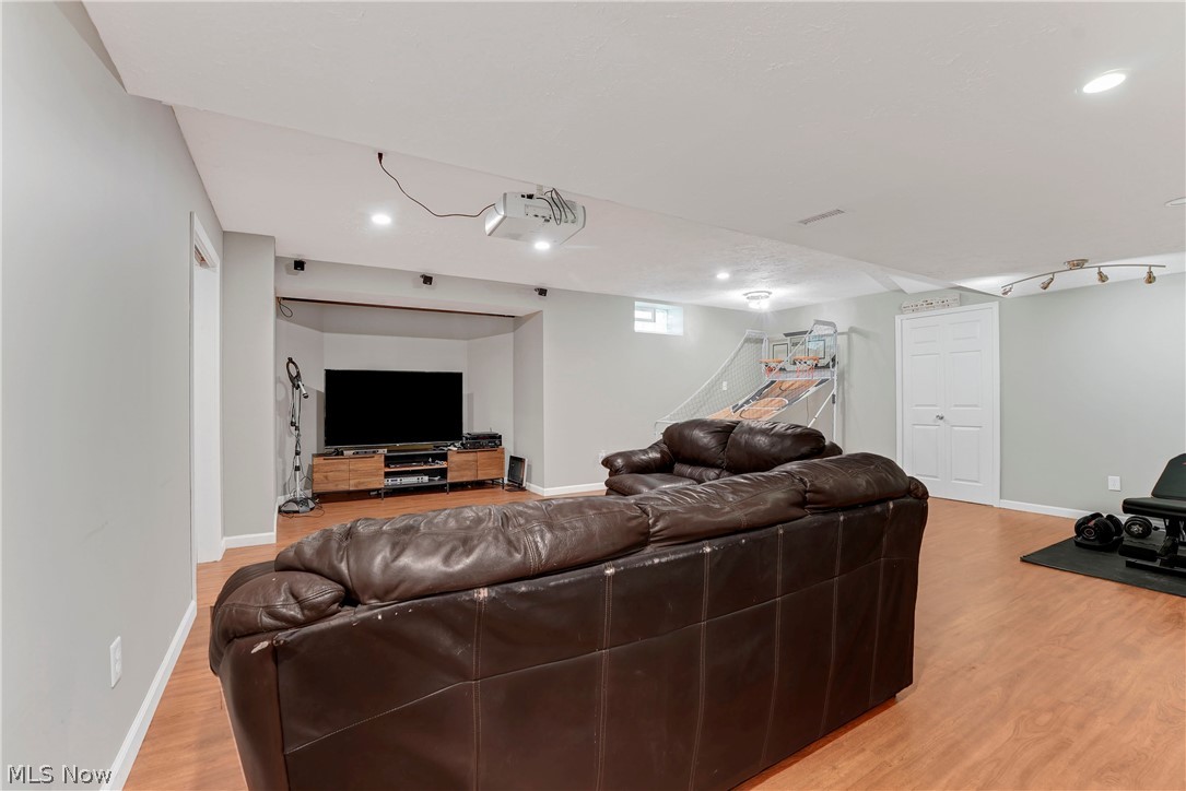 5157 Crofton Avenue Solon OH 44139
