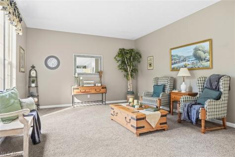 101 Colonial Drive Painesville OH 44077