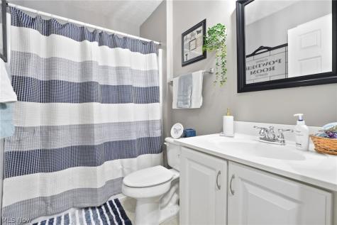 101 Colonial Drive Painesville OH 44077