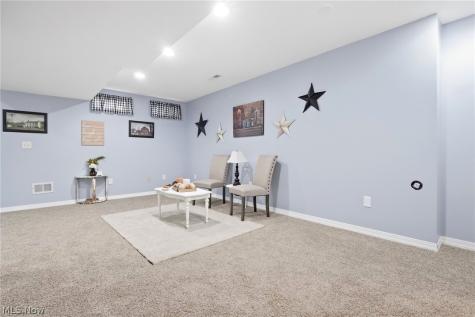 101 Colonial Drive Painesville OH 44077
