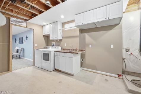 101 Colonial Drive Painesville OH 44077