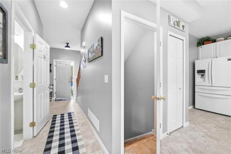 101 Colonial Drive Painesville OH 44077