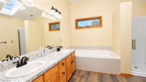 835 Lehigh Avenue Cuyahoga Falls OH 44221
