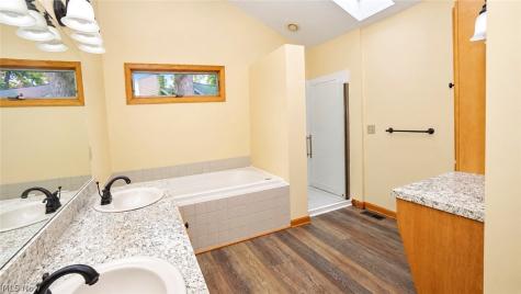 835 Lehigh Avenue Cuyahoga Falls OH 44221